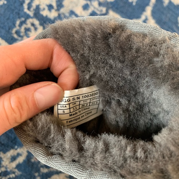 Ugg boots - Picture 4 of 4